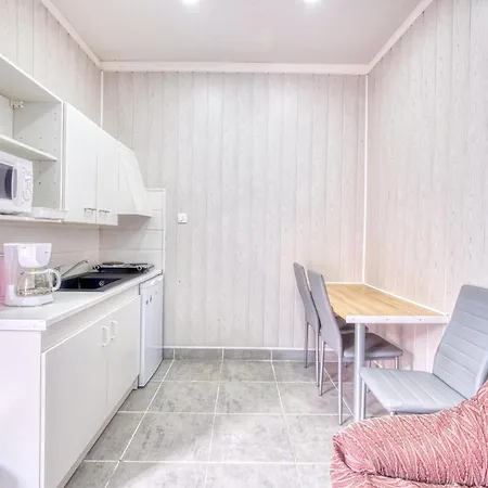 Ouvriers A La Campagne *